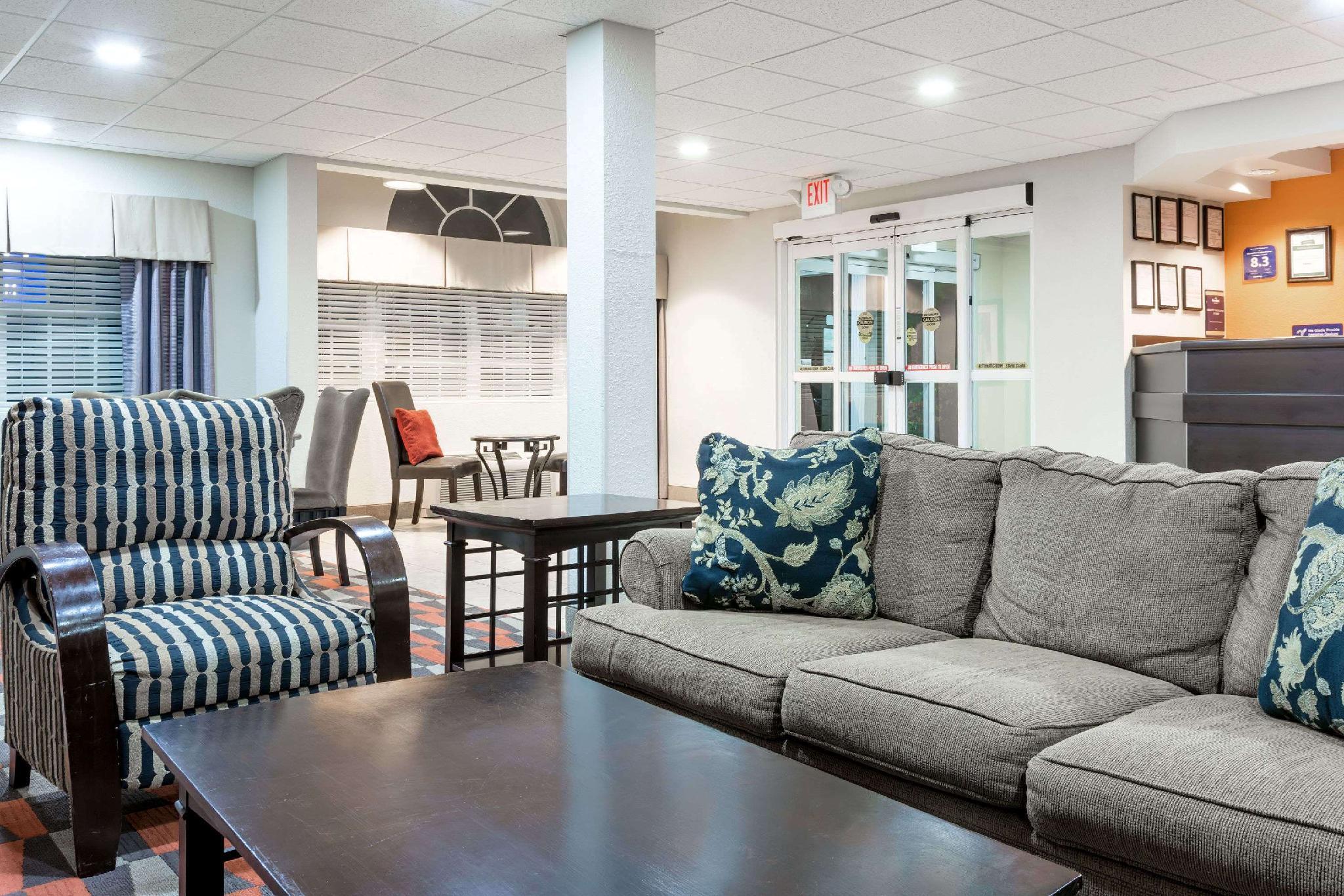 Microtel Inn & Suites By Wyndham Hoover/Birmingham Экстерьер фото