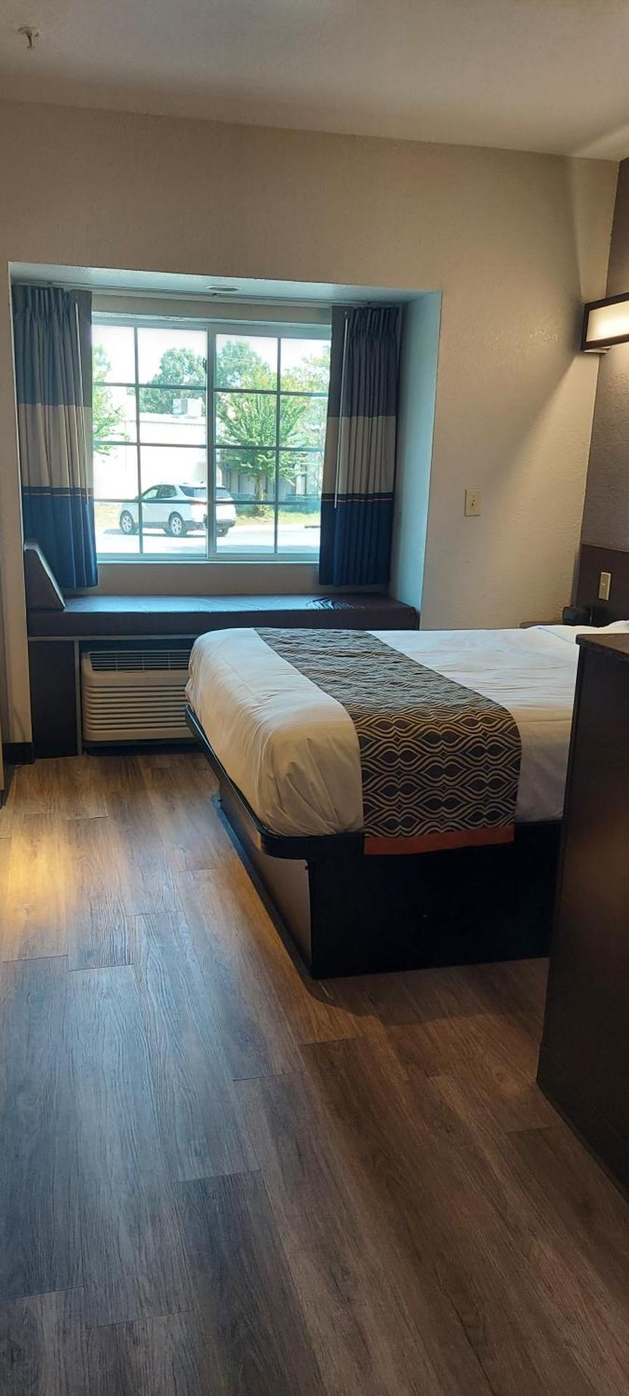 Microtel Inn & Suites By Wyndham Hoover/Birmingham Экстерьер фото