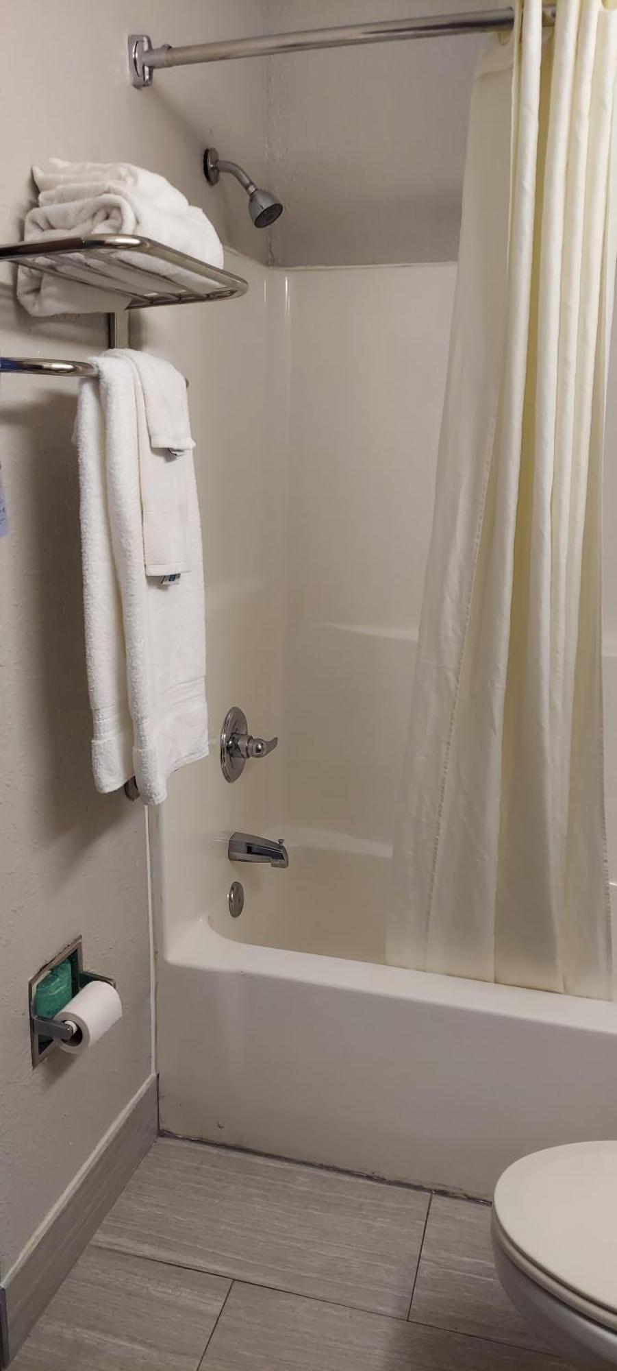 Microtel Inn & Suites By Wyndham Hoover/Birmingham Экстерьер фото
