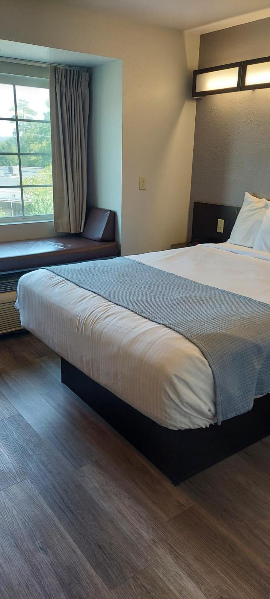 Microtel Inn & Suites By Wyndham Hoover/Birmingham Экстерьер фото
