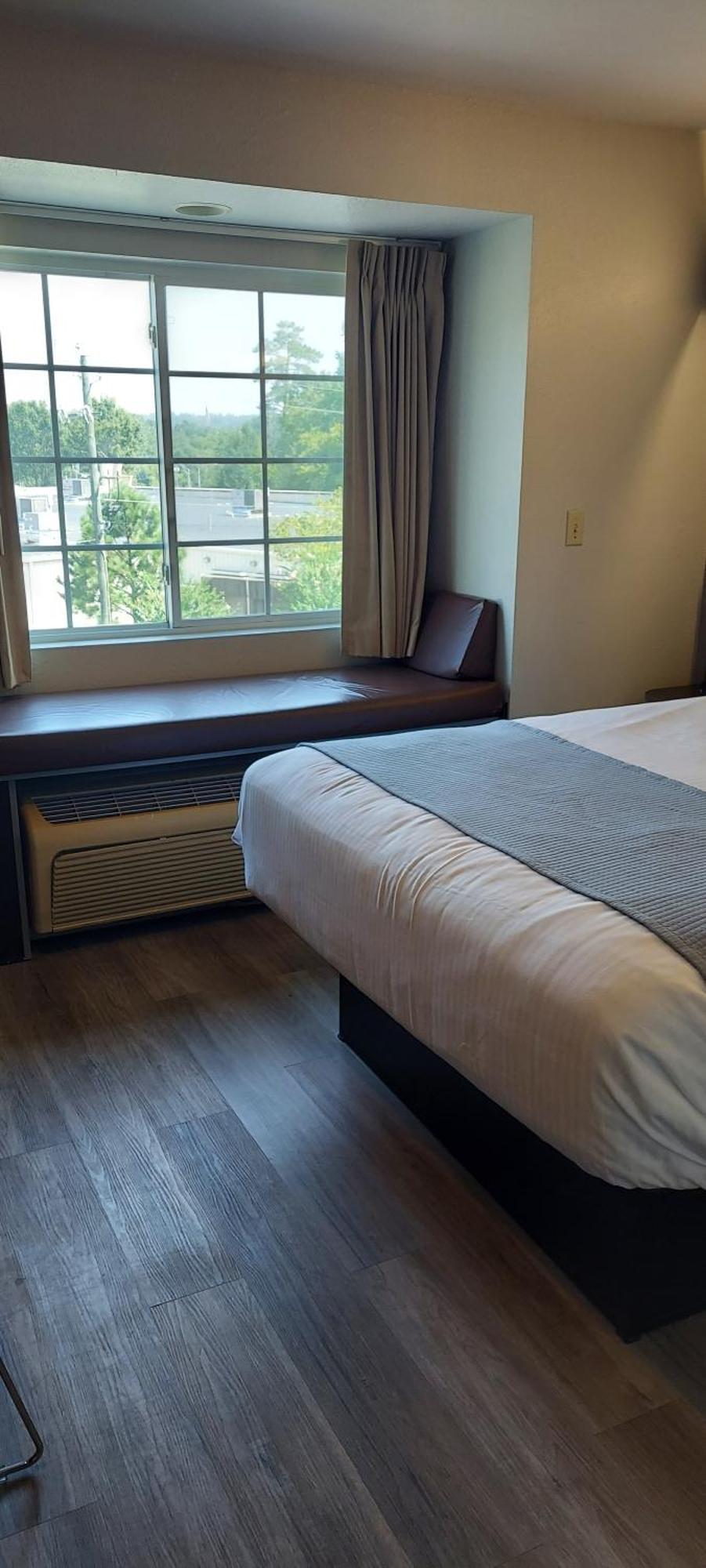 Microtel Inn & Suites By Wyndham Hoover/Birmingham Экстерьер фото