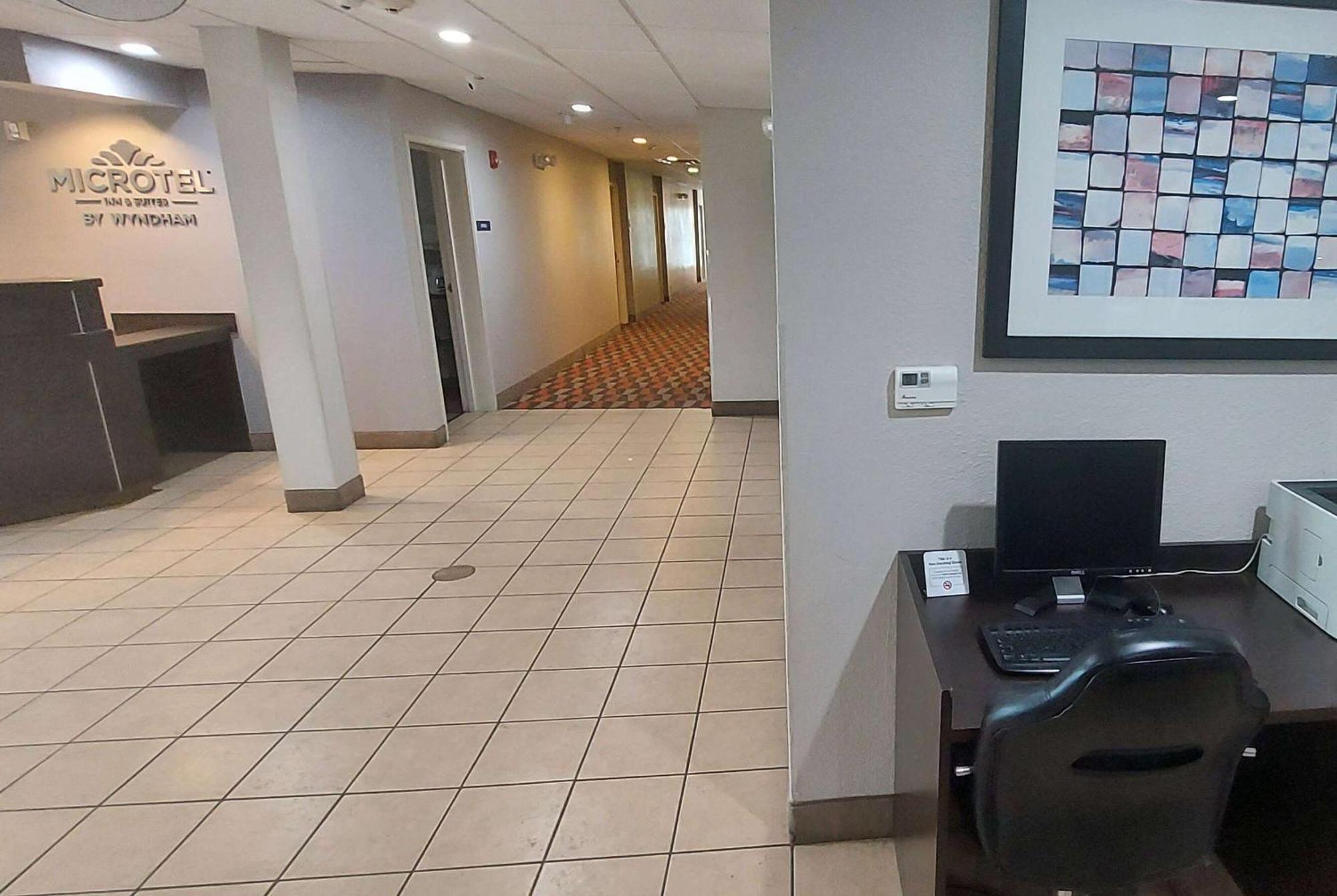 Microtel Inn & Suites By Wyndham Hoover/Birmingham Экстерьер фото